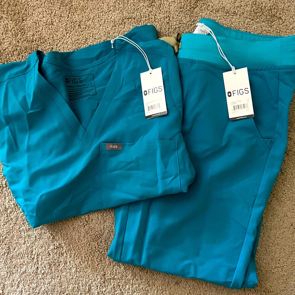 Figs scrubs teal size M set
